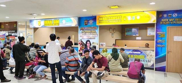 Gerai Samsat Blok M Square. Foto: Blok M Square