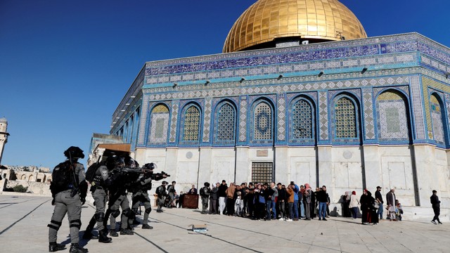 Jerman, Prancis, Italia, dan Spanyol Kecam Serangan di Masjid Al-Aqsa (92180)