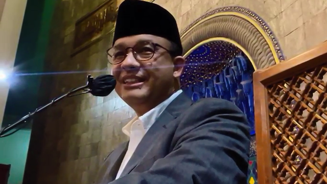 Anies Baswedan saat ceramah di Masjid UGM. Foto: Tangkapan layar Youtube Masjid UGM
