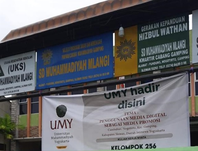 Banner TIM KKN UMY 256 Dengan Tema Penggunaan Media Digital Sebagai Media Promosi. Sumber foto : Ardhan