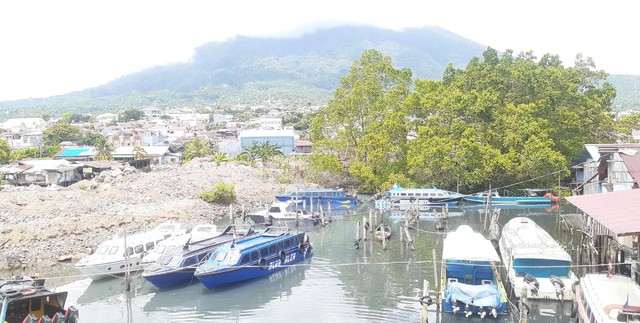 Status Lahan di Kawasan Pantai Mangga Dua, Ternate, Belum Jelas (51858)