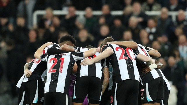 Pemain Newcastle United saat melawan Everton pada pertandingan lanjuta Liga Inggris di St James' Park, Newcastle, pada 8 Februari 2022. Foto: Scott Heppell/REUTERS