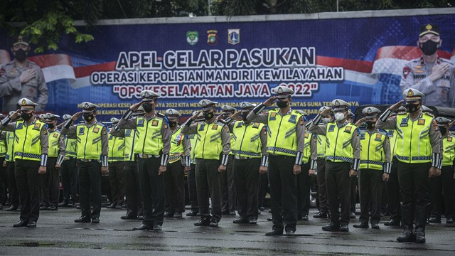 Foto: Polda Metro Jaya Gelar Operasi Keselamatan Jaya 2022 (11378)