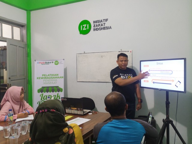 PDSB-IZI Sulsel Beri Pelatihan Kewirausahaan ke Penerima Lapak Berkah