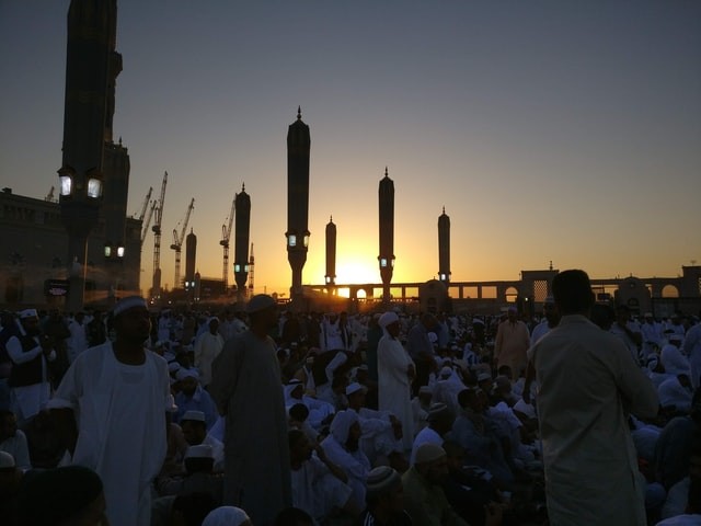 Ilustrasi Waktu sholat Idul Fitri. Sumber: unsplash.com