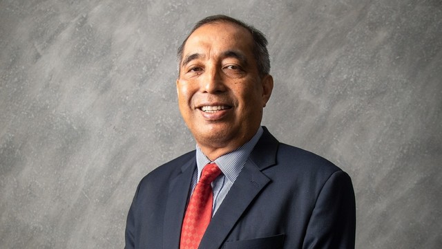 Menteri Komunikasi dan Multimedia Malaysia, Datuk Seri Salleh Said Keruak. Foto: Facebook/Datuk Seri Salleh Said Keruak