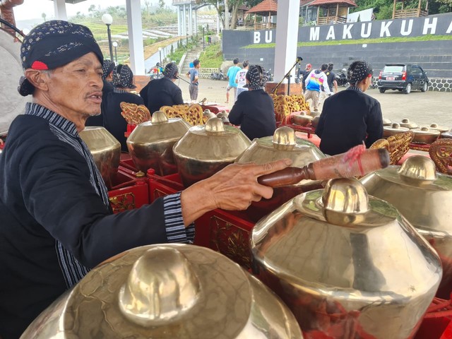 Ganjar Berikan Gamelan di 110 Desa, Seniman Ajak Generasi Muda Cinta Kesenian (144757)