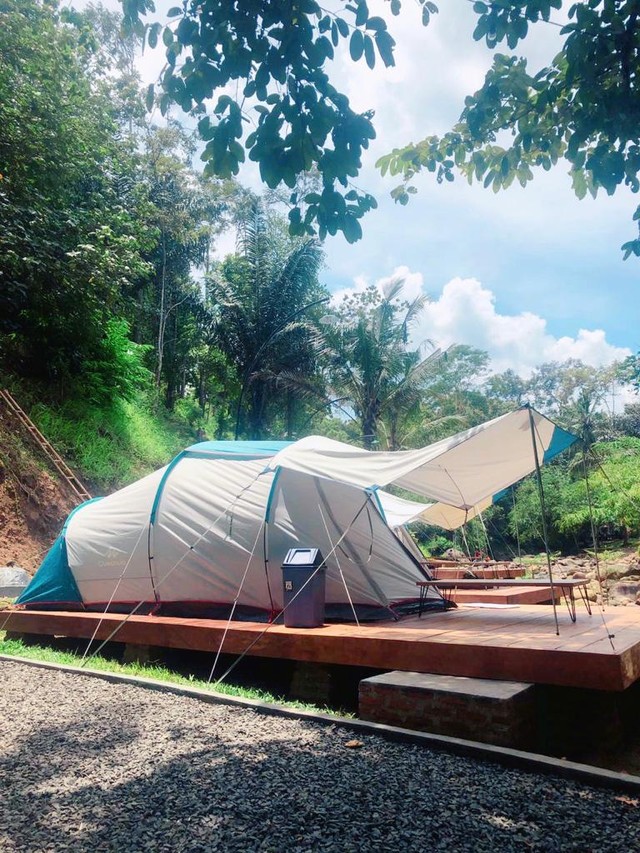 Glamping Asik Dengan Suasana Pinggir Sungai Di Wira Garden, Bandar ...