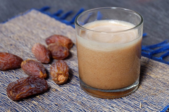 Ilustrasi Susu Kurma. Foto: Shutterstock/Dwi Putri