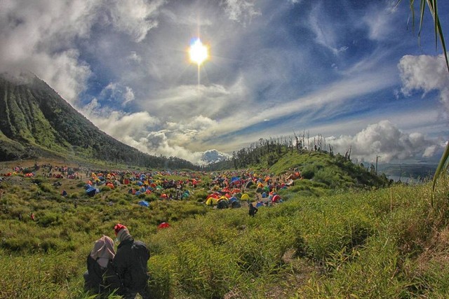 Gunung Talang, Kabupaten Solok, Sumatera Barat. Foto: Wezi