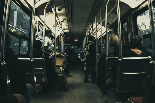 Keberangkatan Bus. (Foto: Pexels by https://pixabay.com)