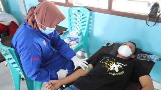 PT Indonesia Morowali Industrial Park (IMIP) menggelar aksi donor darah di Kecamatan Bahodopi, Kabupaten Morowali, Sulawesi Tengah.  Foto: Istimewa