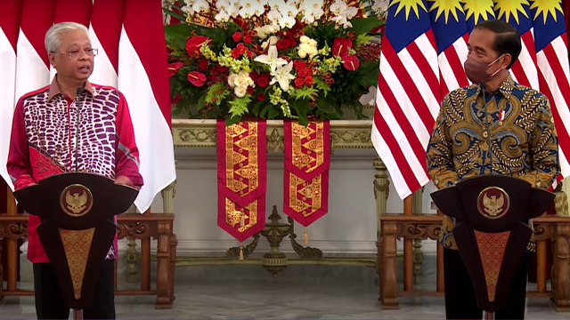 Konpers Presiden Jokowi dengan PM Malaysia Ismail Sabri Yakoob. Foto: You Tube Sekretariat Presiden