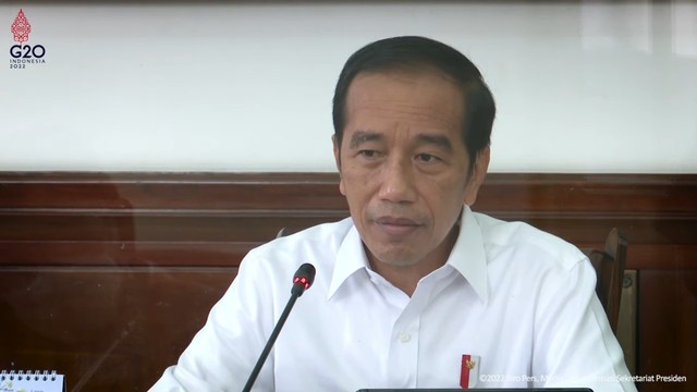Presiden Joko Widodo pimpin rapat Rapat Persiapan Pemilu dan Pilkada Serentak Tahun 2024.  Foto: Youtube/Sekretariat Presiden