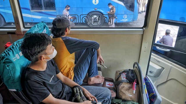 Foto: Gubernur Sumsel Lepas Pemudik 'Gratis' di Terminal Alang-Alang Lebar (16610)