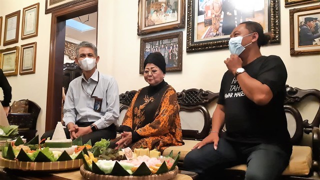 Kisah hidup Waldjinah dan kain batiknya diangkat dalam film ‘Irama Batik Ratu Kembang Katjang’. FOTO: Dok Istimewa