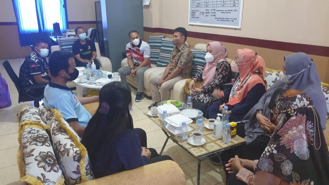 Koordinasi Kepala Rutan beserta Pejabat Struktural dengan Dinas Kesehatan Kabupaten Pasangkayu. Foto: Rutan Pasangkayu/dok (19/3)