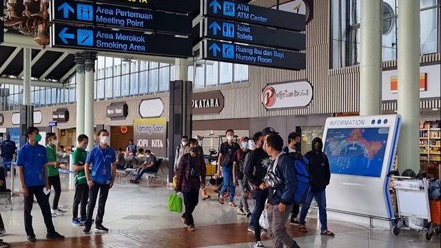 Suasana Bandara Soetta saat arus balik lebaran, Sabtu (7/5/2022). Foto: Dok. Istimewa