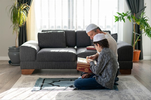 Bacaan Tadarus, Foto: Unsplash.