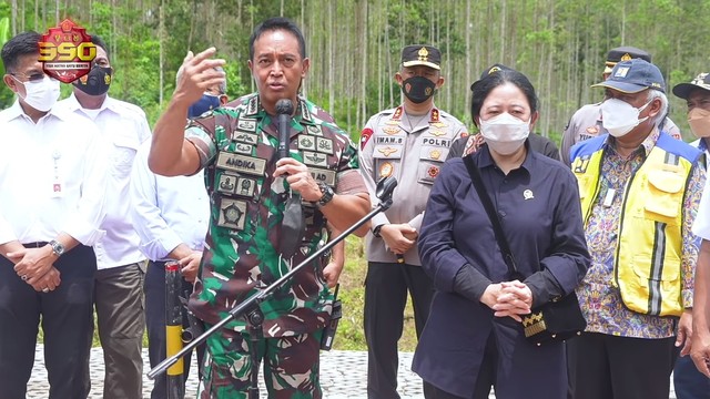 Akrobat Panglima TNI Jenderal Andika Perkasa di Media Sosial (49846)