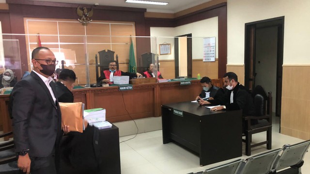 Sidang kasus penipuan dan pencucian uang dengan skema ponzi dalam perdagangan emas di Pengadilan Negri Tangerang, Rabu (16/3/2022). Foto: Dok. Istimewa