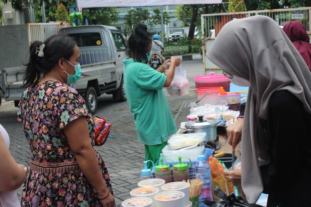 Stand UMKM Bazar Kampung Rmadhan Pradah Kalikendal