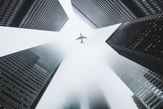 Syarat Naik Pesawat ke Medan April 2022, Foto: Pexels/Austin Zhang