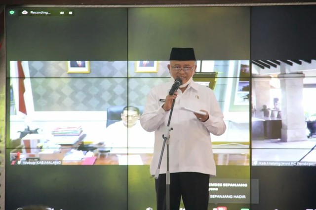 Bupati Malang, Sanusi saat menyampaikan sambutan dalam Sosialisasi Saber Pungli. Foto: Humas Pemkab Malang.dok