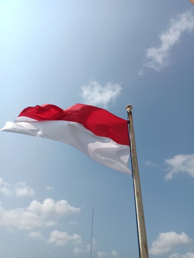Merah Putih, bendera negara Indonesia. Foto: Pexels.com