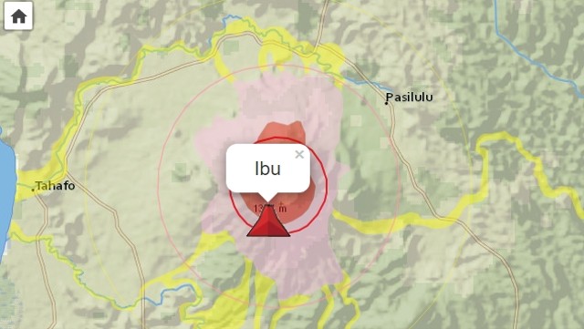 Gunung Ibu di Halmahera Barat, Maluku Utara, Erupsi (20062)