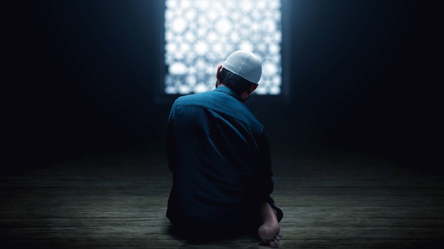 Ilustrasi Muslim mempelajari ilmu kebatinan  Foto: Shutterstock