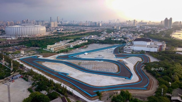 Foto udara lintasan Sirkuit Jakarta International E-Prix Circuit (JIEC) di kawasan Taman Impian Jaya Ancol, Jakarta. Foto: Instagram/@nauflfy