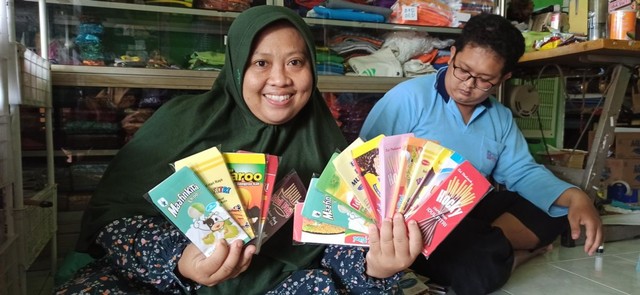 Amplop Lebaran Unik Buatan Perempuan Ponorogo, 2 Pekan Terjual 60 Ribu Lembar