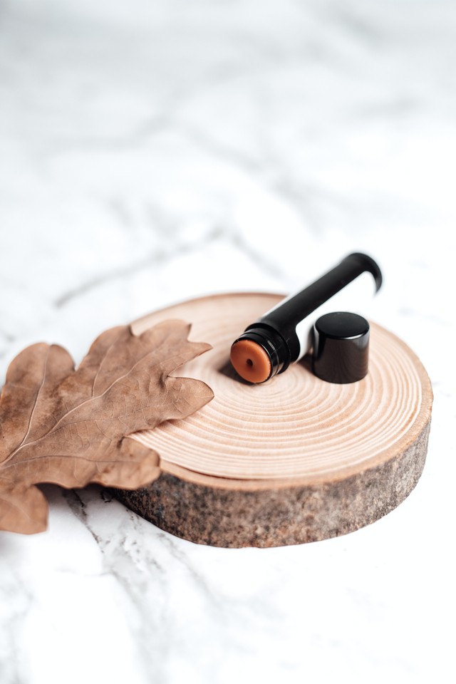 Rekomendasi lip serum untuk bibir hitam, Foto: Pexels/Vie Studio