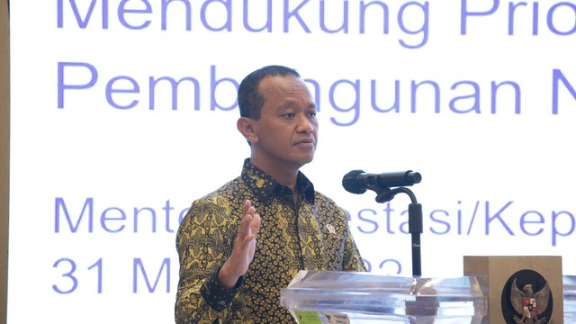 Menteri Investasi/Kepala BKPM Bahlil Lahadalia saat Penandatanganan MoU dengan Menteri PPN/Bappenas di Jakarta, Jumat (1/4/2022). Foto: Humas BKPM