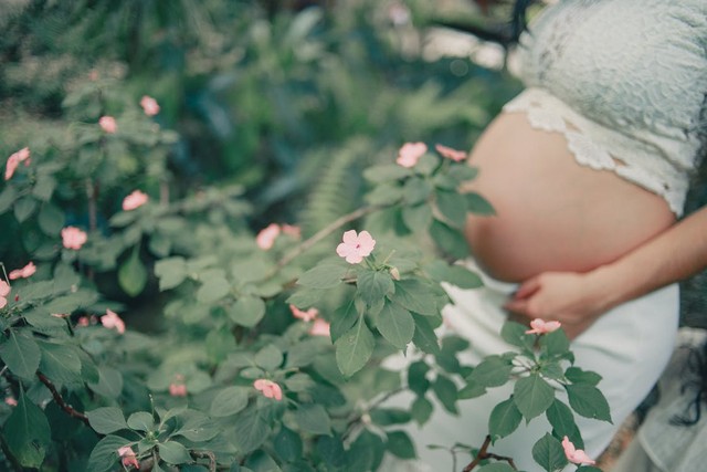 Ilustrasi tanda awal kehamilan sebelum telat haid (Sumber: Pexels)