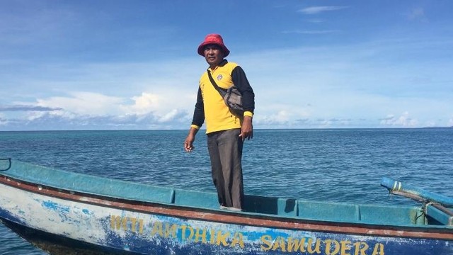 Safrizal, panglima laut Teluk Dalam Simeulue, penerima kapal dari Susi Pudjiastuti. Foto: Muhammad Darisman/kumparan