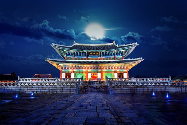 Istana Gyeongbok di Korea Selatan. Foto: Guitar photographer/shutterstock