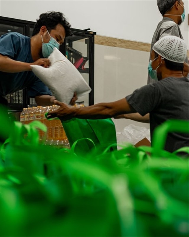 Kata-kata Berbagi Sedekah, Foto: Unsplash/Masjid Pogung Dalangan