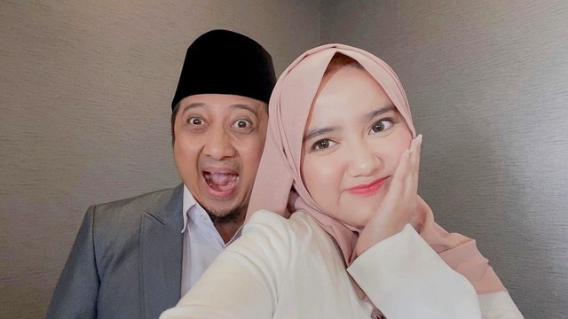 Yusuf Mansur dan anaknya Wirda Mansur. Foto: Instagram/@wirda_mansur