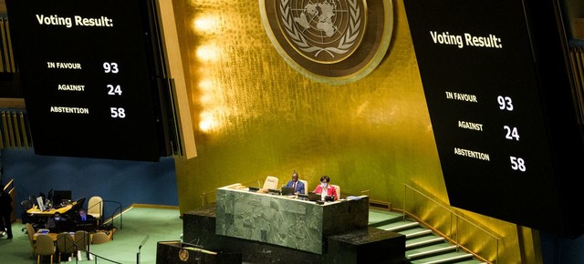 Majelis Umum PBB memberikan suara untuk menangguhkan hak-hak keanggotaan Federasi Rusia di Dewan Hak Asasi Manusiamemberikan suara untuk menangguhkan hak-hak keanggotaan Federasi Rusia di Dewan Hak Asasi Manusia selama Sesi Khusus Darurat di Ukraina. Foto: UN Photo/Manuel Elias
