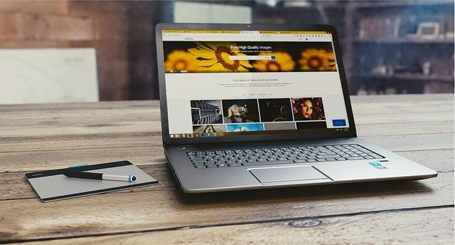 Ilustrasi menyalakan lampu keyboard laptop HP. Foto: Pixabay.com