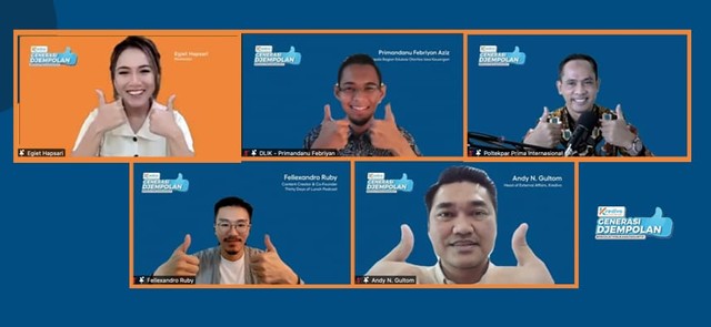 Kredivo memberikan edukasi literasi keuangan digital kepada kaum muda di Cirebon secara online.(Juan)