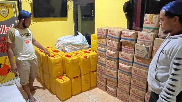 Hendak Jual Ratusan Liter Minyak Goreng Keluar Daerah, Pria di Sulteng Ditangkap (5426)