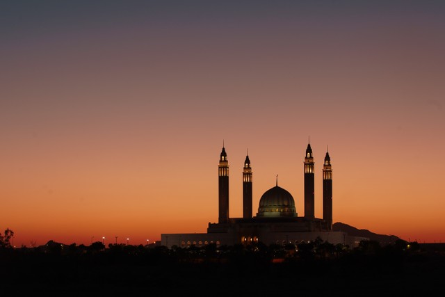 Ilustrasi masjid, tempat ibadah umat Muslim. Foto: Unsplash