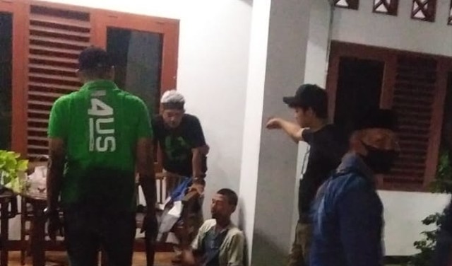 Orang tak dikenal yang nekat menerobos masuk ke rumah dinas Wakil Wali Kota Tegal ditangkap. (foto istimewa) 