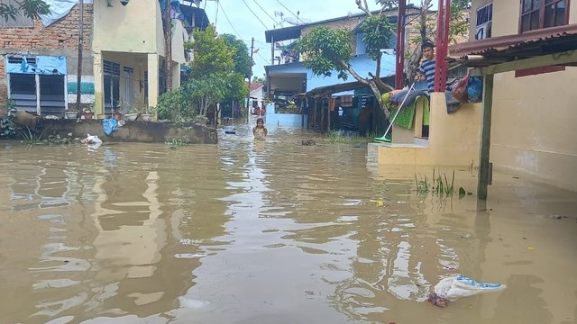 Ribuan Rumah Di Kota Medan Terendam Banjir, Bobby Minta Maaf Ke Warga ...