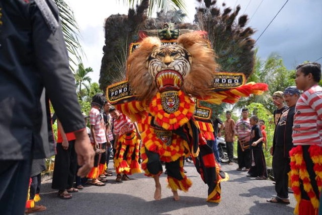 Apa saja macam-macam tari Jawa Timur warisan leluhur? Foto: iStock