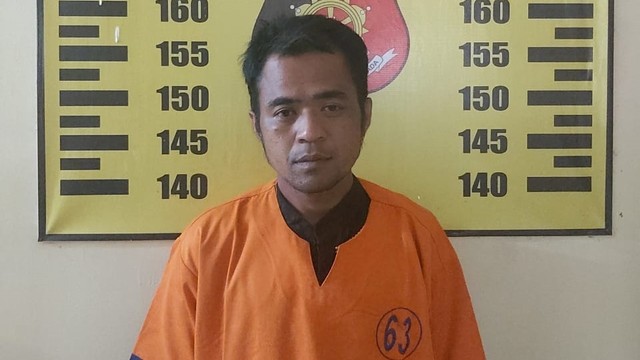 Darmanto (34), tersangka percobaan pembunuhan ketua MUI Pesanggaran.  Foto: Dok. Istimewa