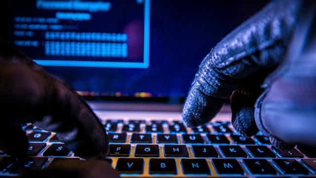 Ilustrasi untuk menjadi hacker seseorang harus menguasai beberapa produk digital dan sistem keamanan. Foto: Pixabay